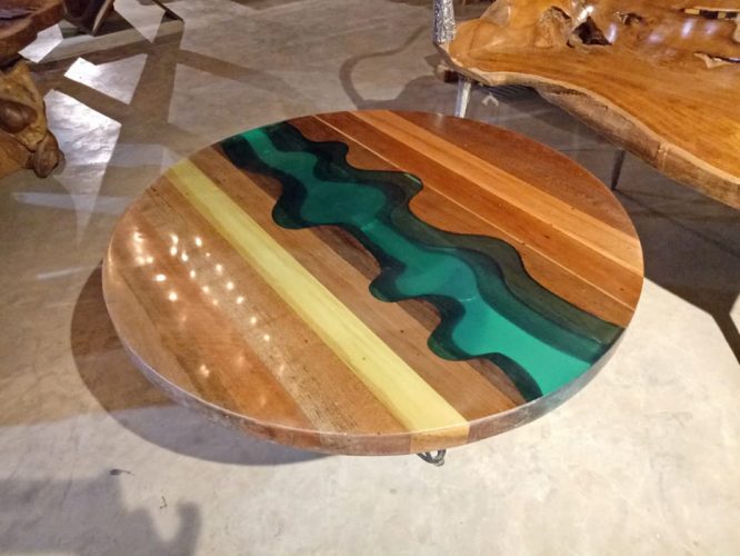 Circle table Product