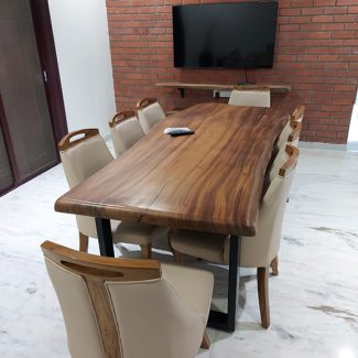 Live Edge Wooden Table With Metal Legs For Dining With Chair